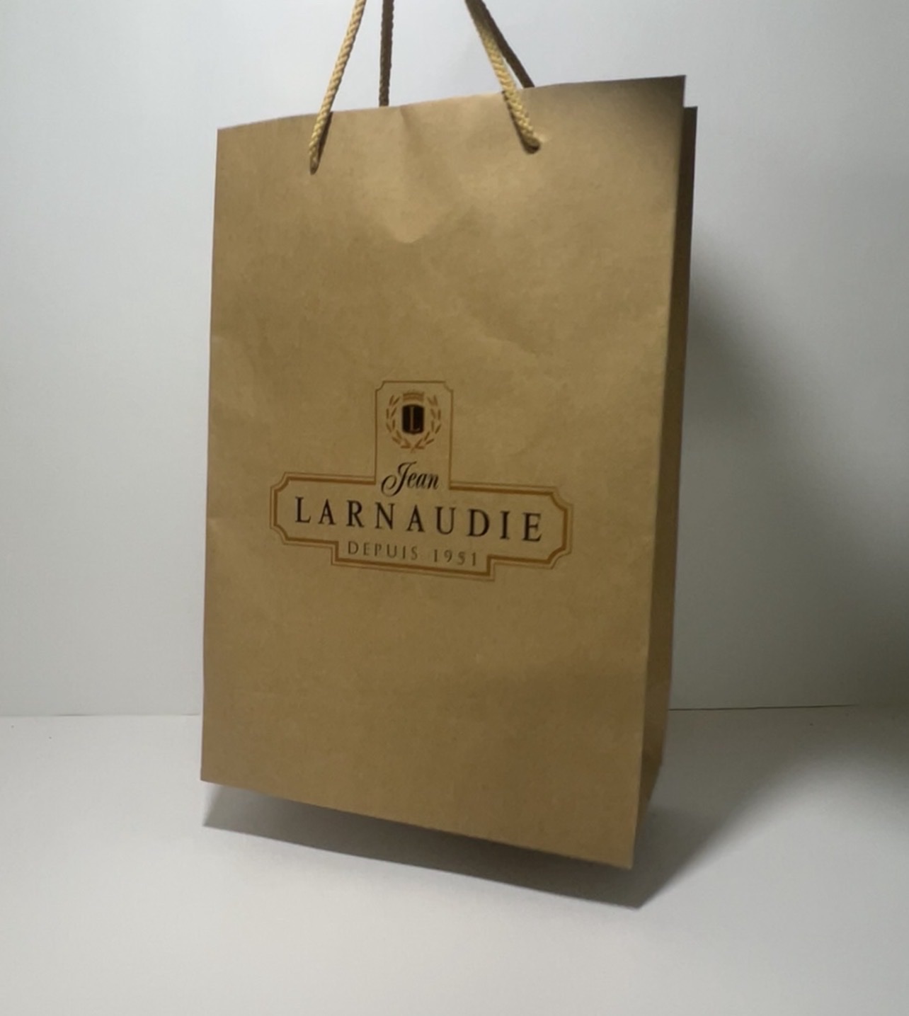 Túi giấy Kraft in logo Jean Larnaudie